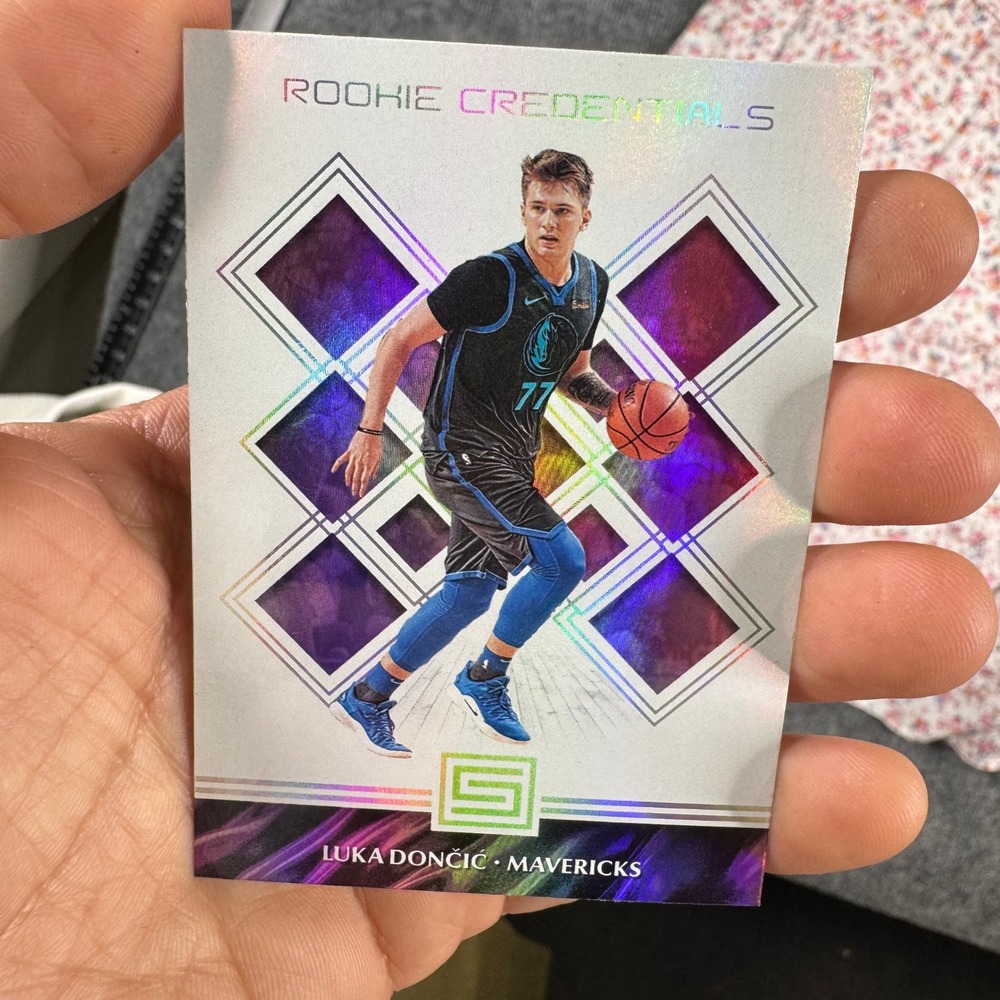 Panini,Trading Card,Luka Doncic,OS,Rookie Credentials Mavericks Holographic Foil